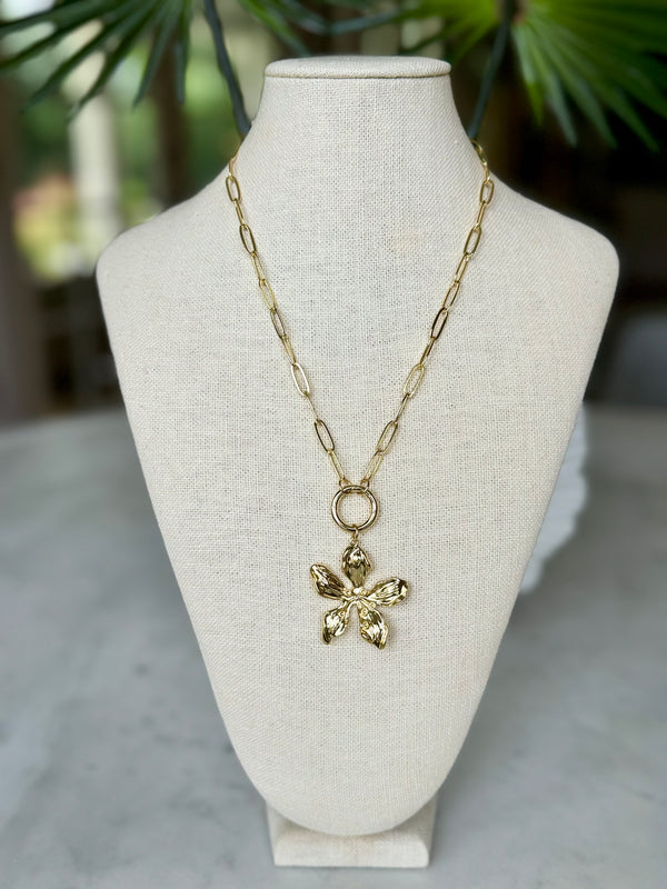 The Flower Girl Necklace